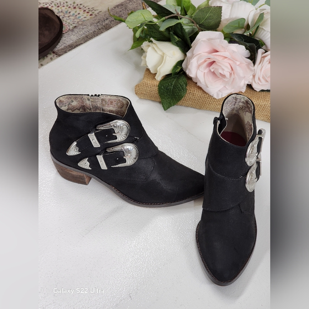 Band of Gypsies Black Silver Ankle Boots with Chunky Heel